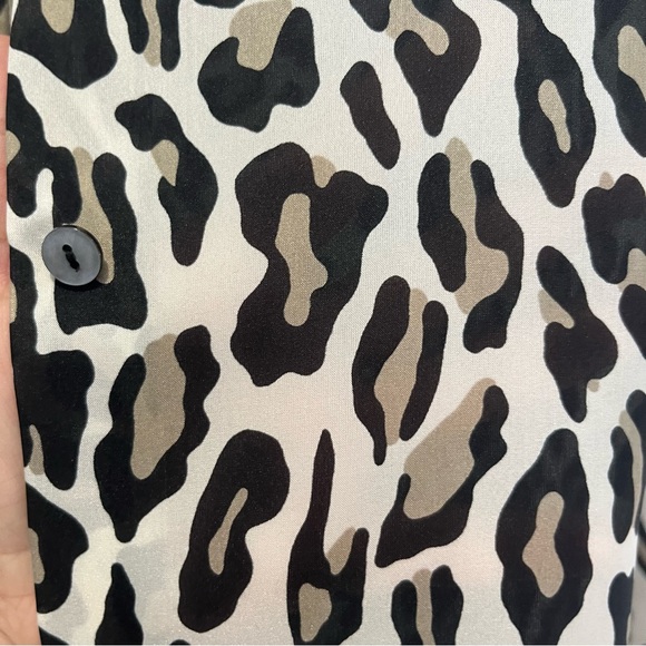 NWT Theory Classic Straight Leopard Print Silk Shirt size L - Picture 8 of 13